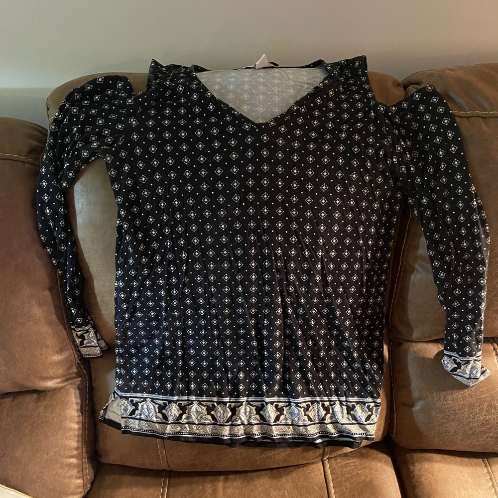 White House Black Market Shirt - size medium
